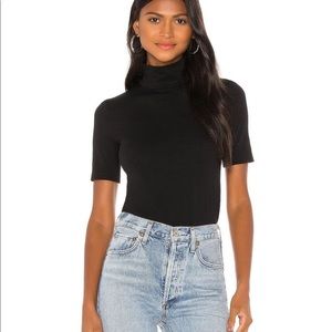 🏷NWT Wolford Aurora Tshirt in Black